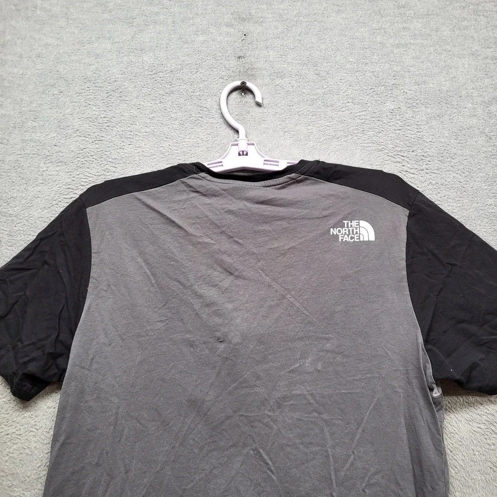 The North Face Men Shirt S Gray Colorblock Activewear Logo Short Sleeve READ